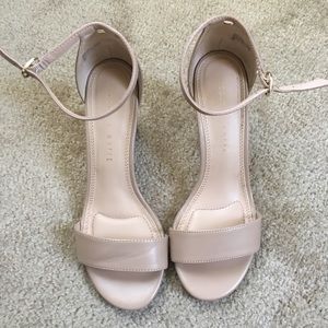 Kelly & Katie Asilama Wedge Sandals